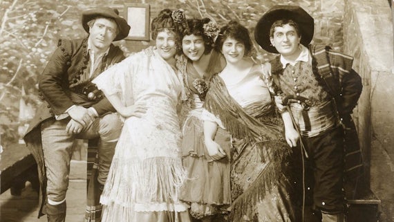 Geraldine Farrar as Carmen with cast, New York 1914