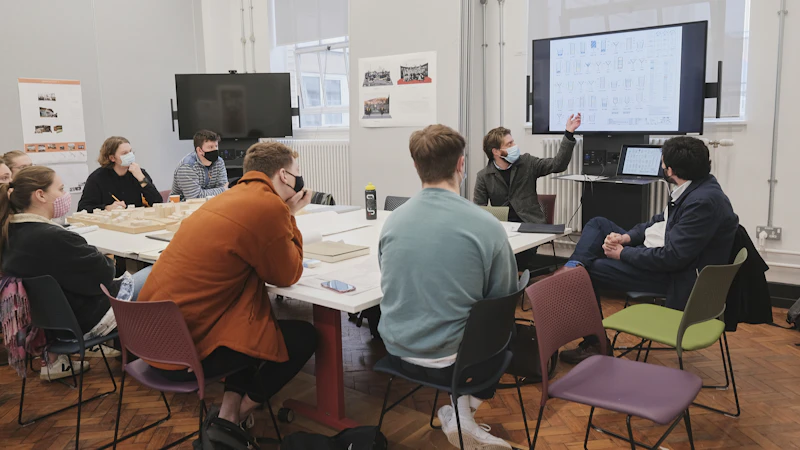 Hybrid Studio