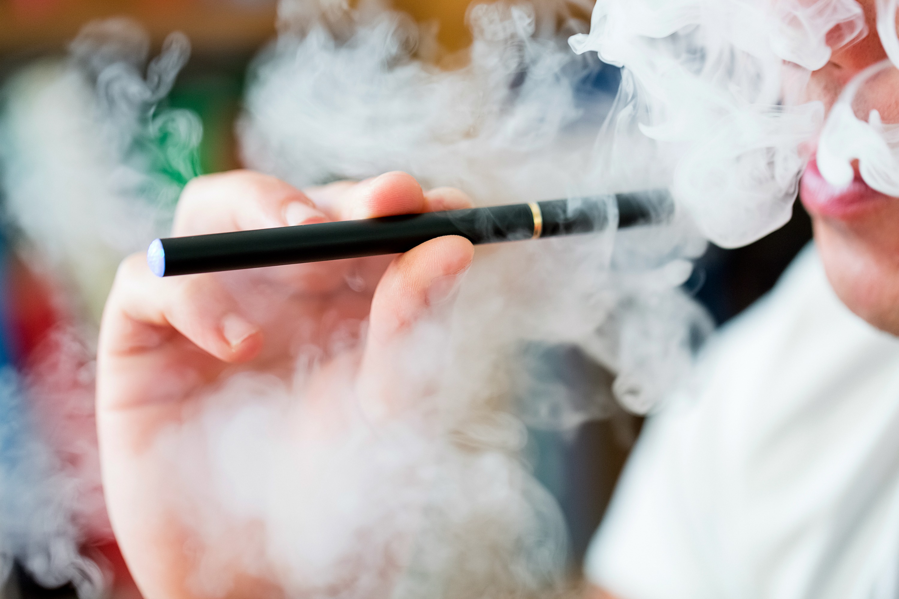 E cigarette use among Welsh teenagers News Cardiff University