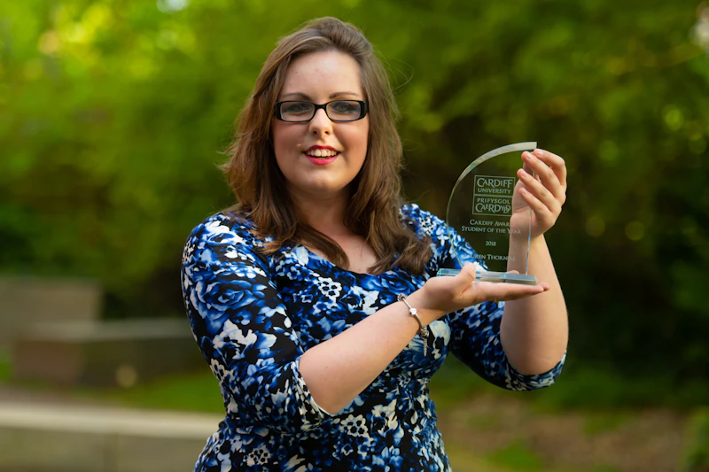 Lauren Thornell with her Student of the Year Cardiff Award trophy