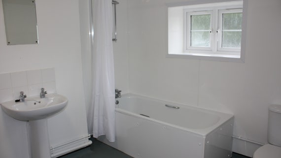 Bathroom in Talybont Court 3 Bed House