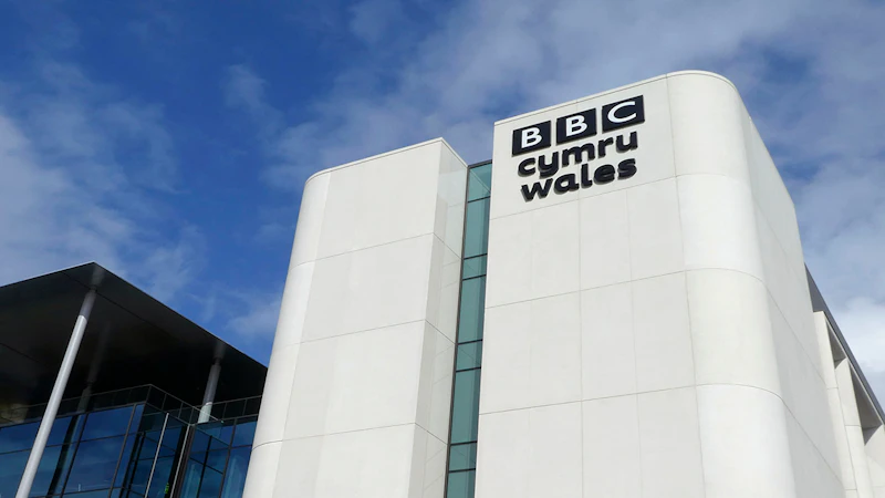 Our location means you’re located next to local and national media companies such as the BBC and Wales Online. 