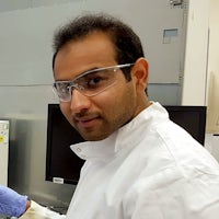 Dr Vikesh Chhabria