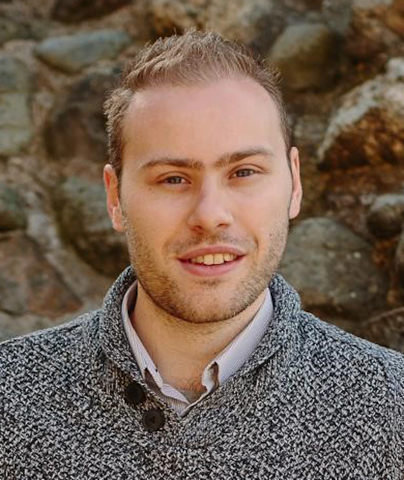 Dr Phillip Lugg-Widger