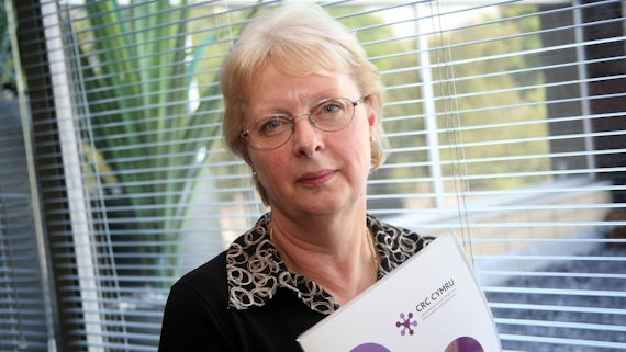 Prof Lesley Lowes