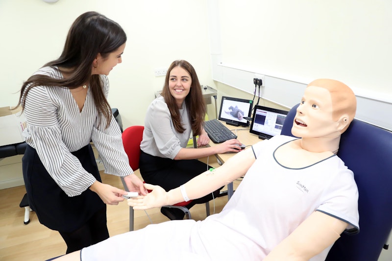 students with SIM man