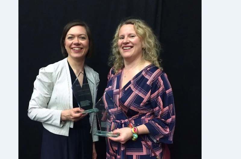 From left to right: Sara Whittam and Awen Iorwerth receive their Welsh Education Champion Awards 2017