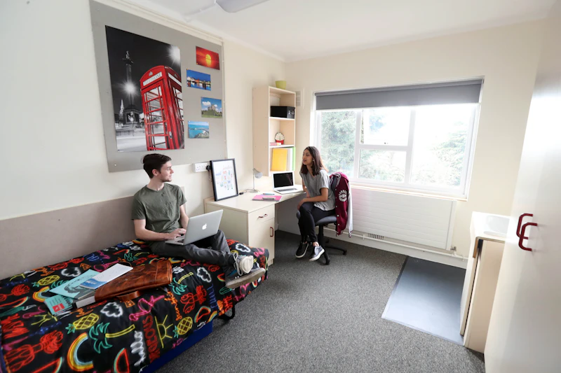 Bedroom (Garden Wing)