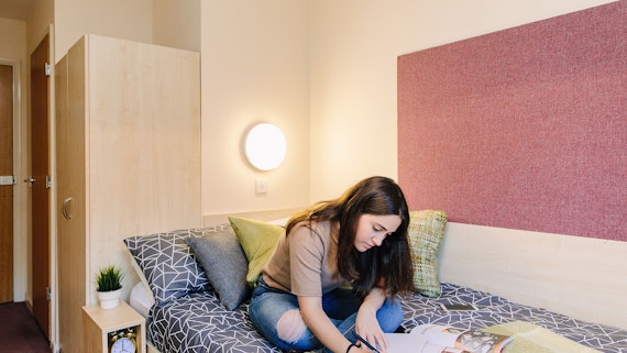 bedroom house student 2 cardiff Cardiff University House Liberty Study bedroom house student 2 cardiff Cardiff University House Liberty Study