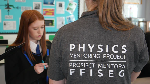Students taking part in physics lesson 1