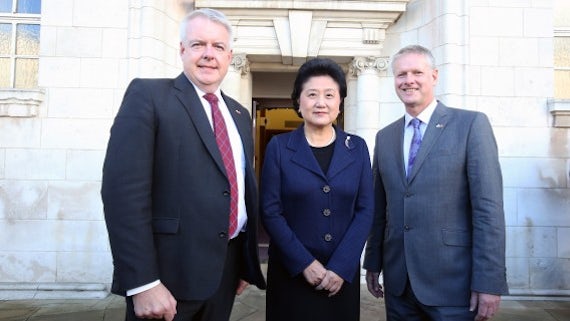 First Minister of Wales, Carwyn Jones, Vice Premier of the People’s Republic of China, Liu Yandong and Cardiff University Vice-Chancellor, Colin Riordan.