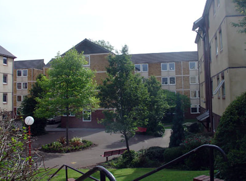 Senghennydd Court and garden.png