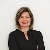 Dr Karolina Rucinska