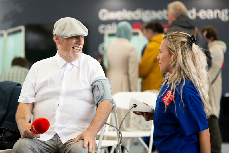 S4C presenter has his blood pressure taken at the National Eisteddfod