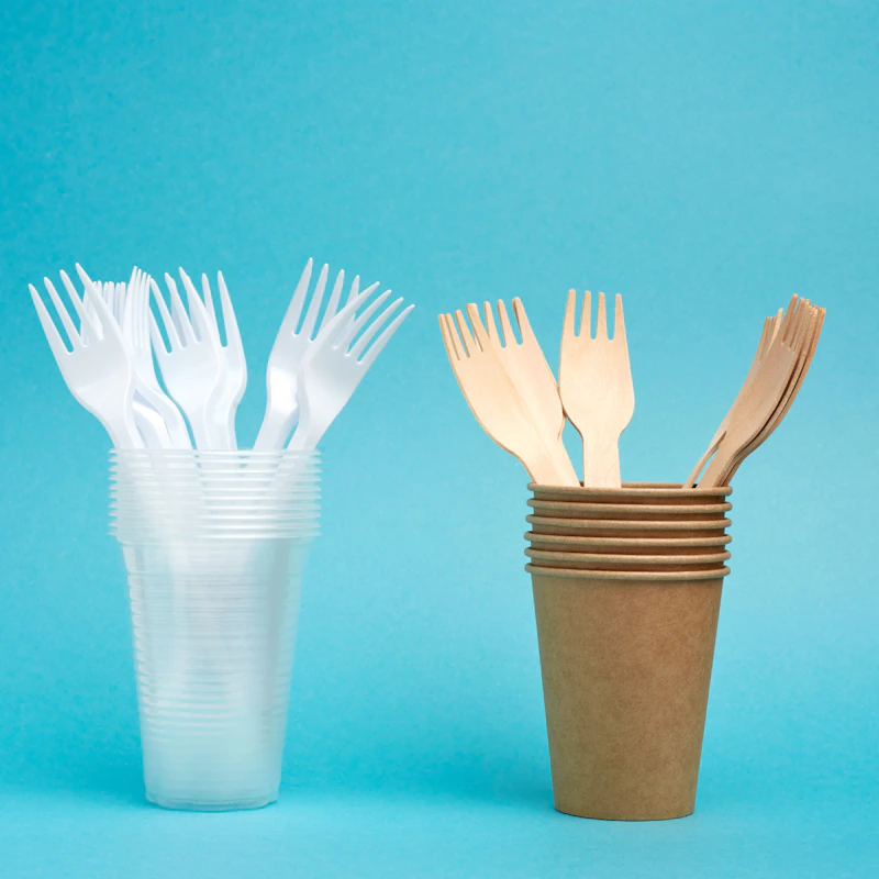 Picture of plastic forks and wood forks