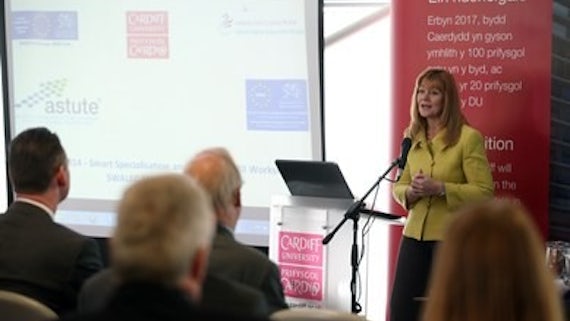Dr Kay Swinburne, MEP, addressing the Smart Specialization and Horizon 2020 workshop