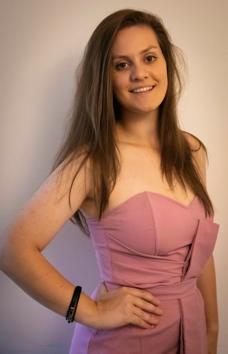 alt
