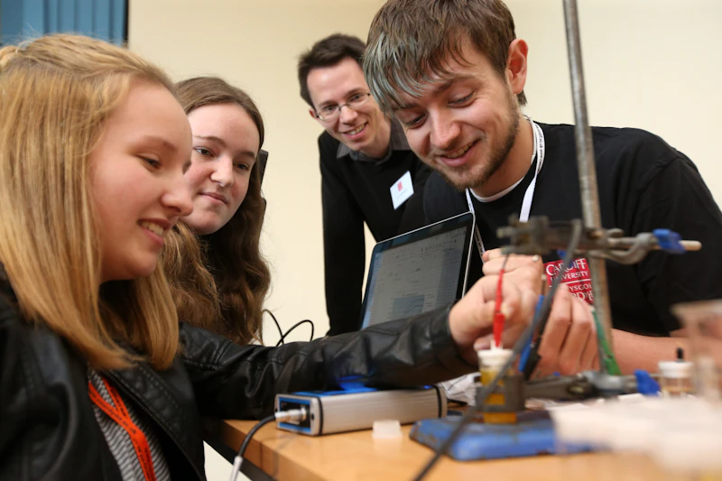 Chemistry workshop at STEM Live