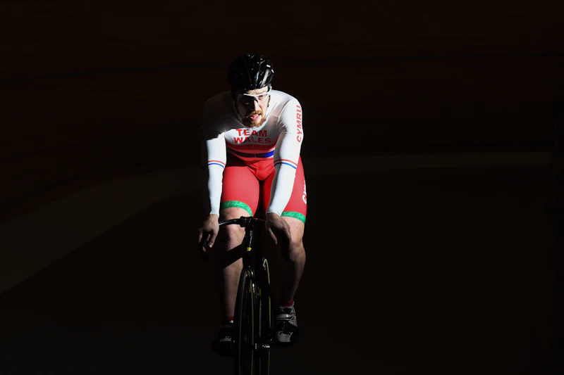 Lewis Oliva training on his racing bike at the Newport Velodrome