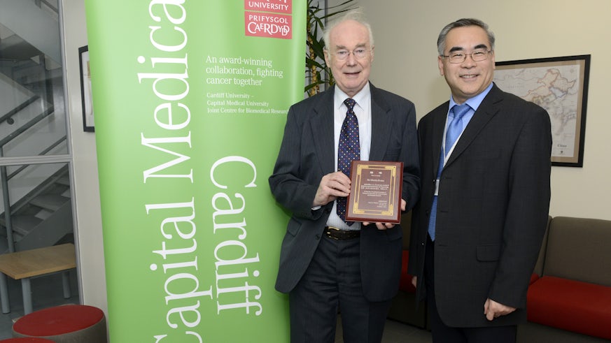 Sir Martin Evans and Professor Wen Jiang