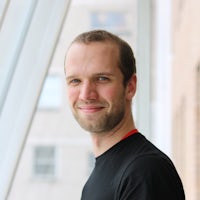 Dr David Schönthal