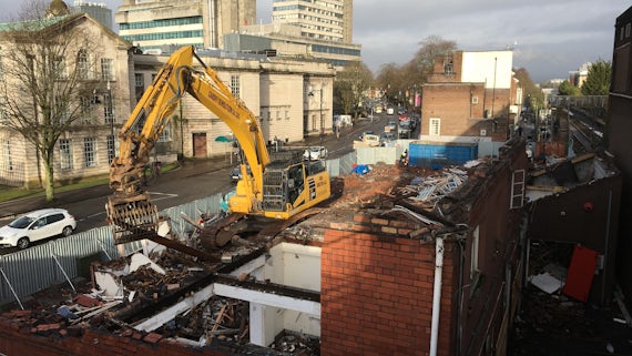 Demolition of Costa and Subway from SU stairs