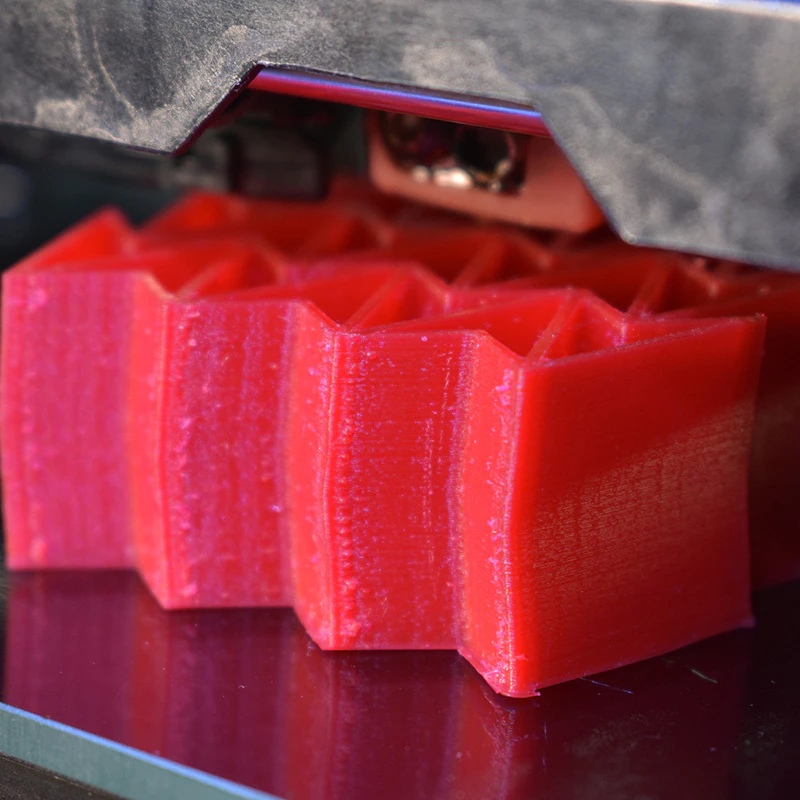 Novel materials: knowledge of soft tissue behaviour and solid mechanics enables us to design high-performance structures that, via additive manufacturing, achieve superior injury protection.