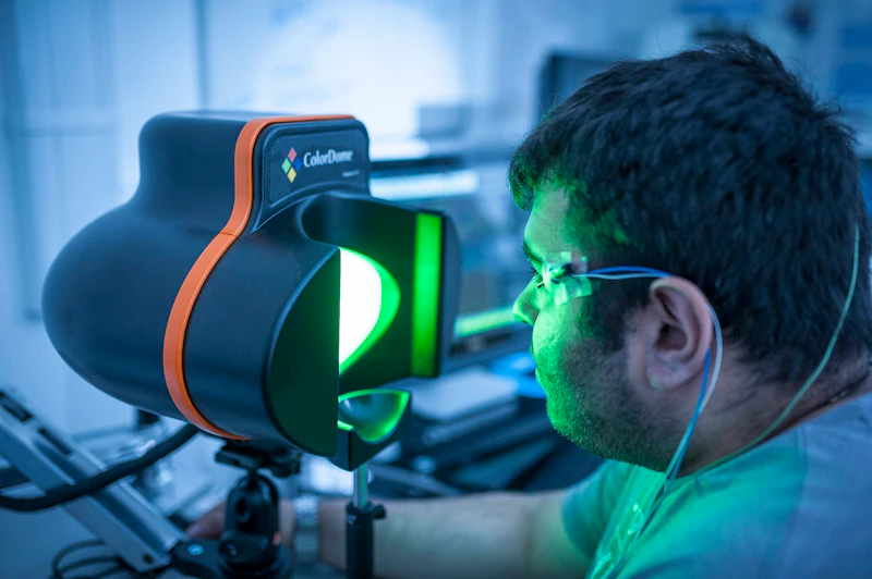 This allows the health of the macula to be directly measured using sensors placed around the eyes whilst viewing presented stimuli. The MRG has access to and uses a range of specialists techniques, such as dark adaptometry, to investigate and study the function of the macular as part of our research projects.