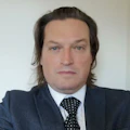 Dr Robert Thomas
