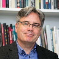 Yr Athro Stuart Allan BAA, MA, PhD