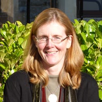 Dr Gillian Hewitt