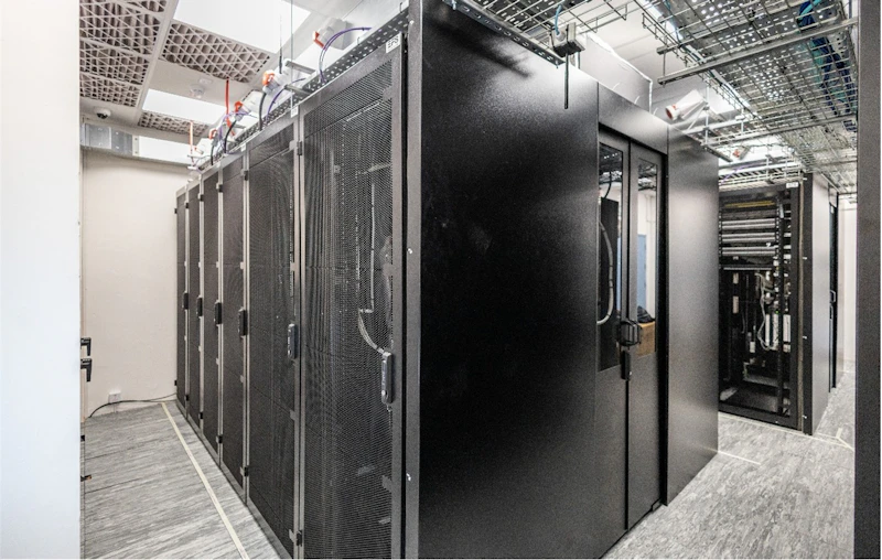 Data centre suite