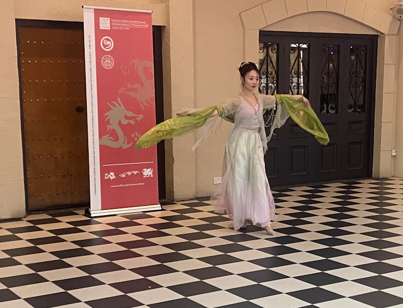 Red Dragon Centre – Solo dance