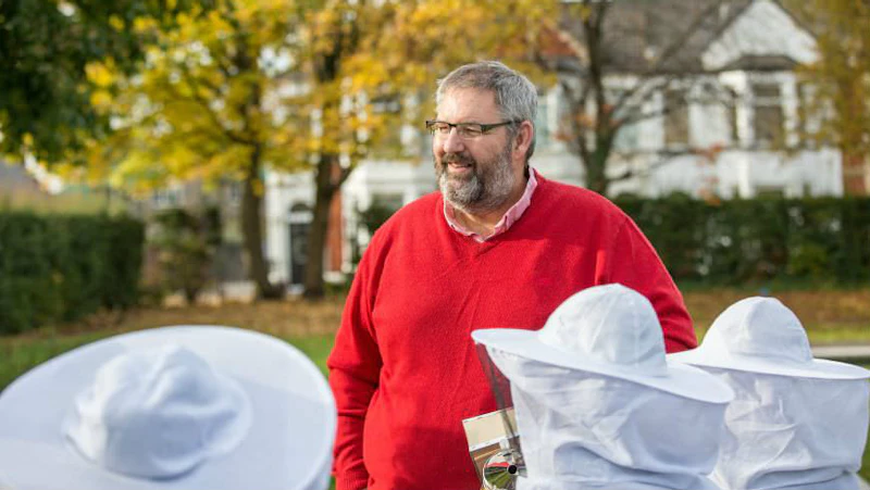 Professor Les Baillie