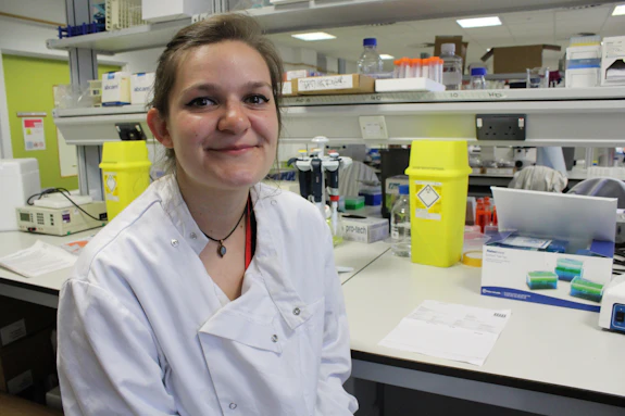 Photograph of Jasmine Donaldson in the laboratory