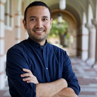 Dr Juan D. Hernandez Vega