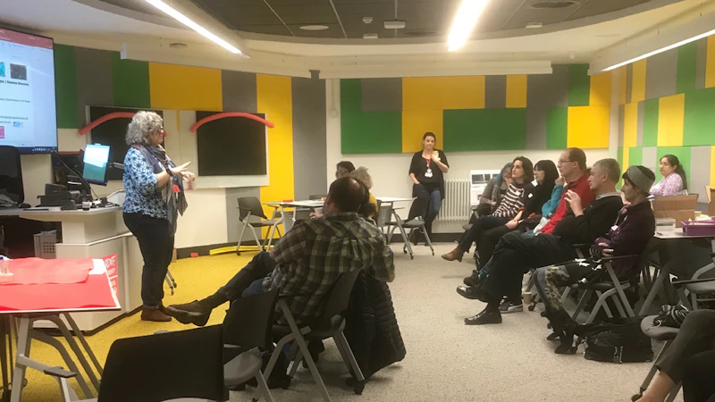 Attendees included individuals with type 1 diabetes and their families, as well as people who did not have a connection with type 1 diabetes.