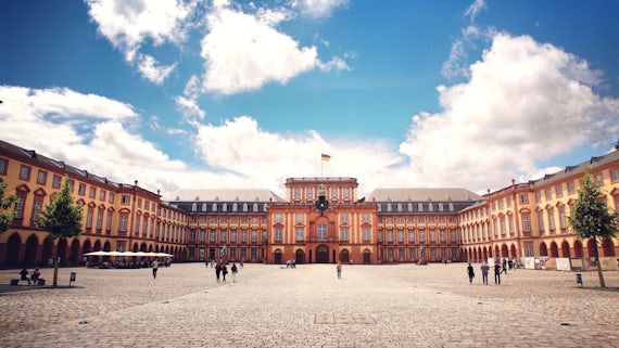 Palas Baroque, Prifysgol Mannheim, yr Almaen.