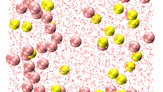 Iron and sulfur ions nucleating in aqueous solution