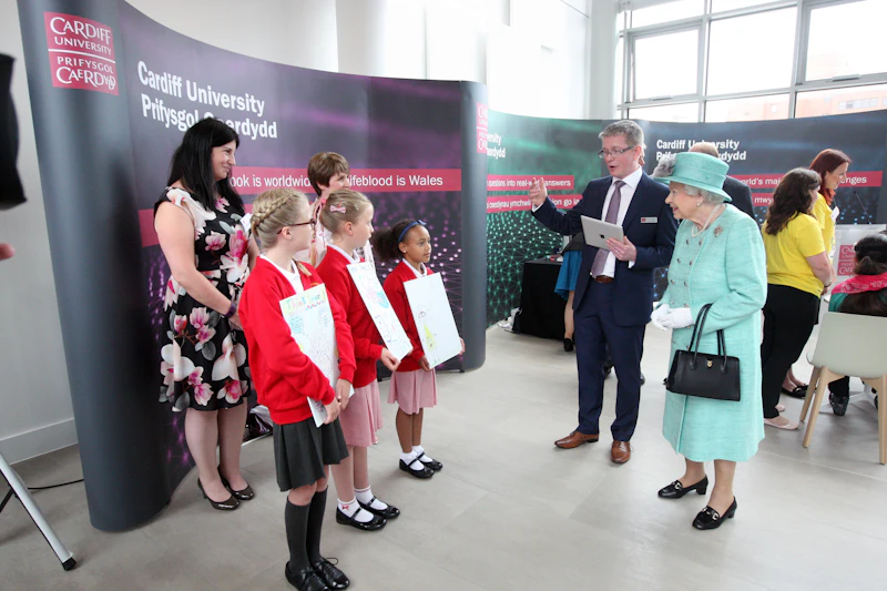 Queen visits CUBRIC
