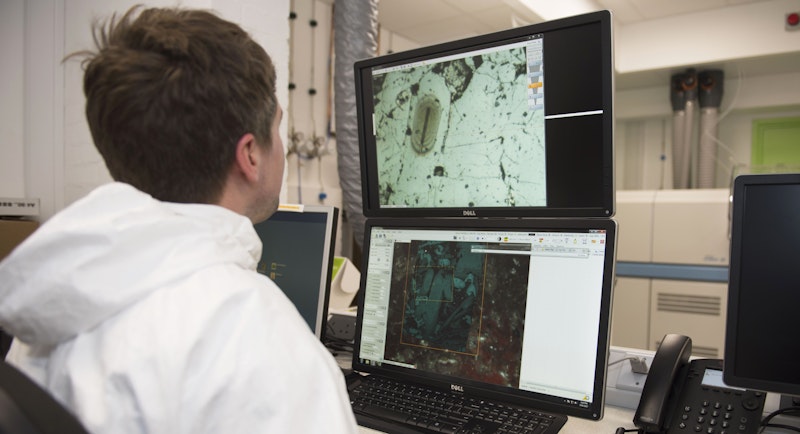 Examining fieldwork findings in lab