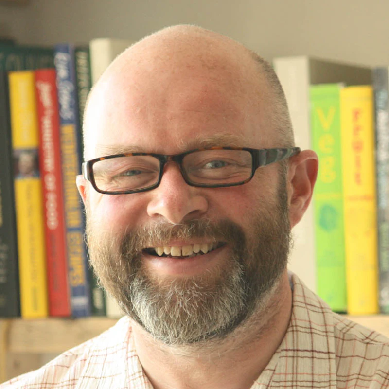 Simon Williams